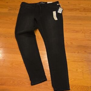 Universal Thread Women's Black Skinny Jeans Size 8 Reg.